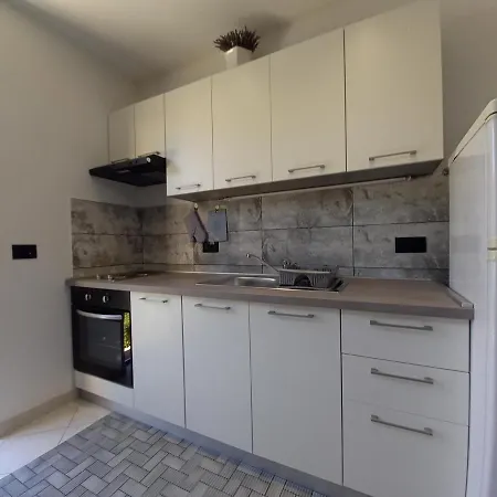 Toni Valbandon Apartamento *